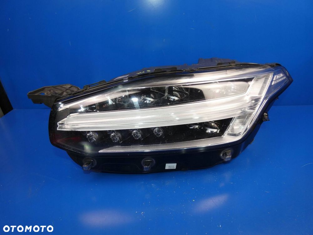 VOLVO XC90 II LAMPA LEWY PRZÓD FULL LED WERSJA UK - STAN JAK NA FOTO - 1