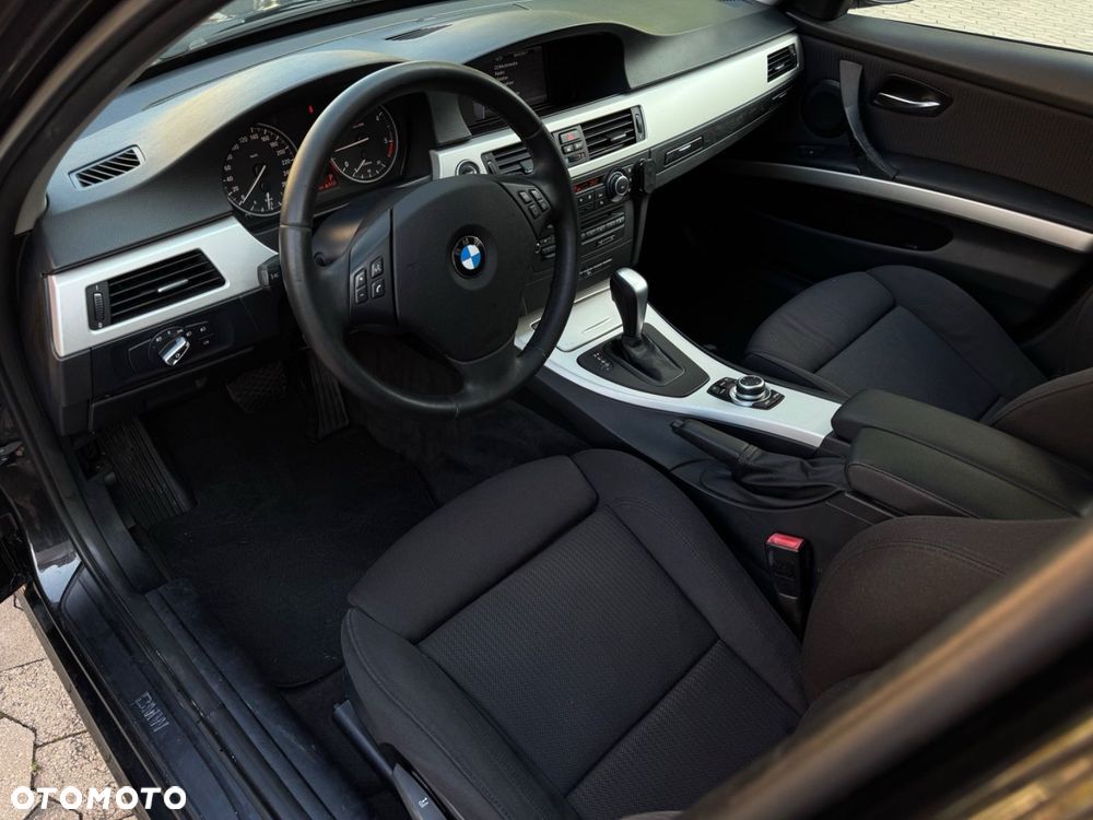 BMW Seria 3 320d M Sport EU6 - 11