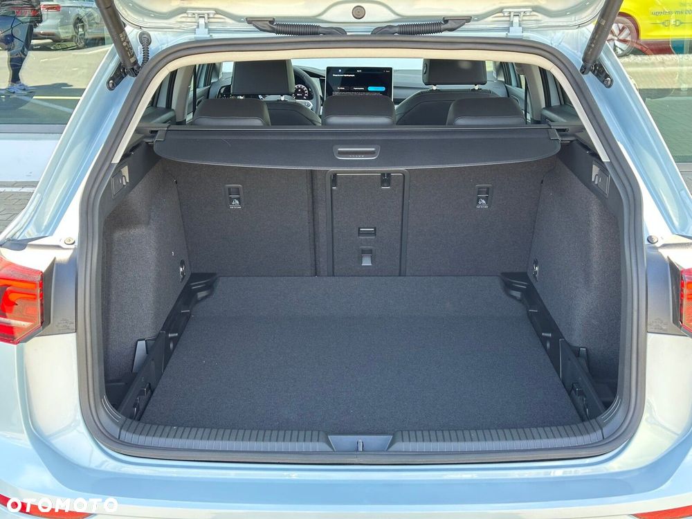 Volkswagen Golf Variant - 9