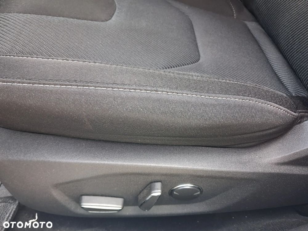 Ford Mondeo 2.0 TDCi STart-Stopp PowerShift-Aut ST-Line - 11