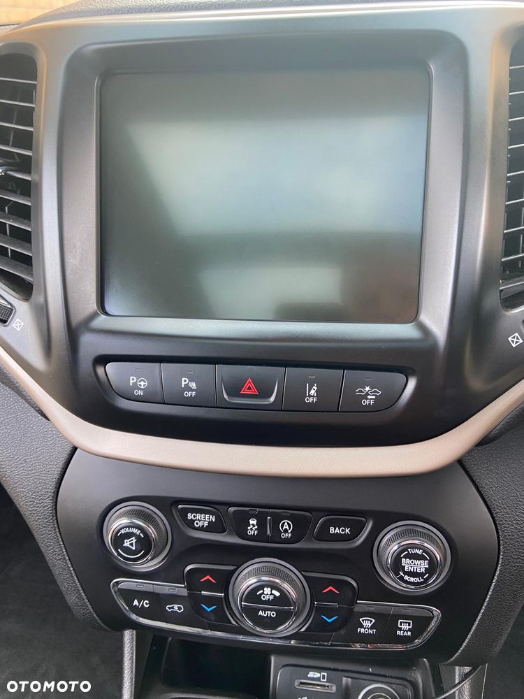 Jeep Cherokee 2.0 MJD Active Drive II Limited - 21