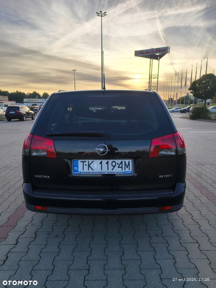 Opel Vectra 1.9 CDTI Cosmo - 16