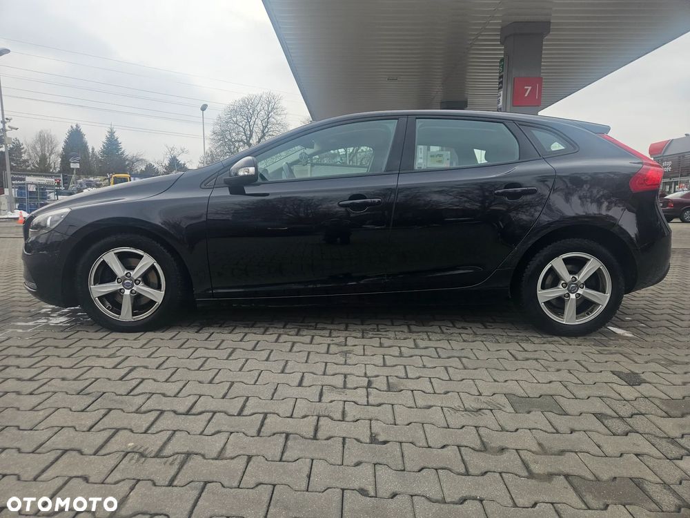 Volvo V40 D2 Kinetic - 2