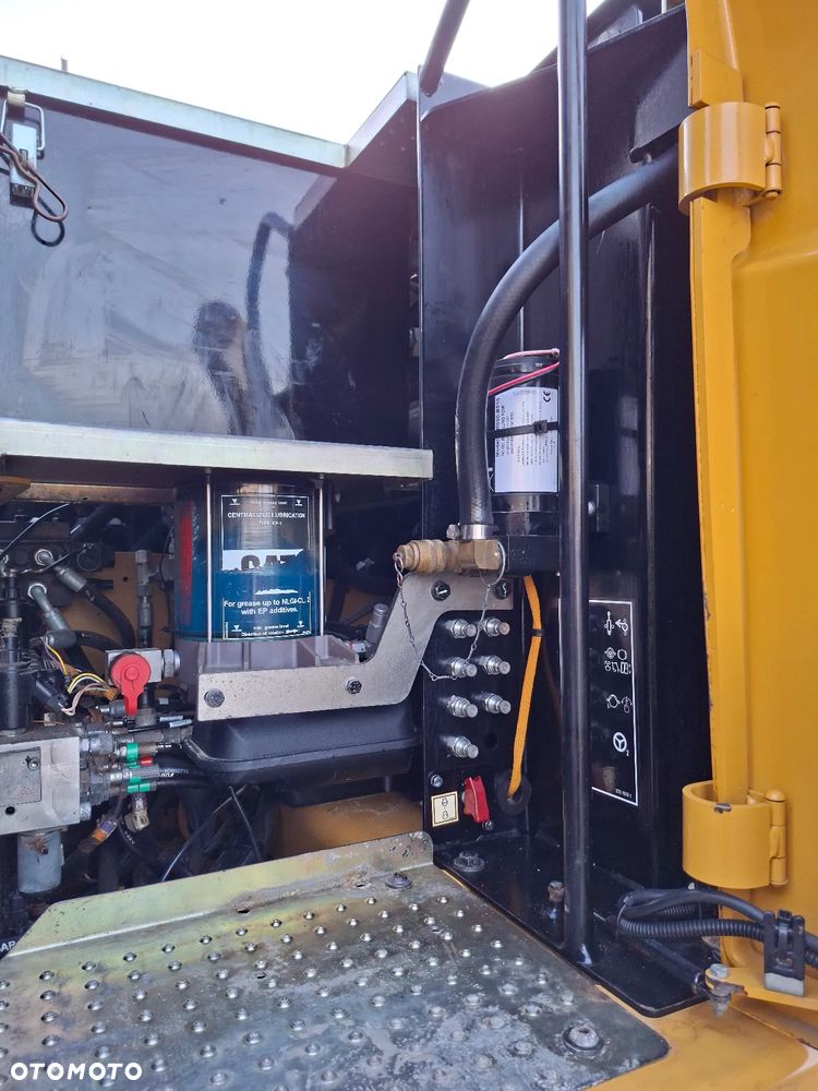 Caterpillar CAT M 313 D - 19