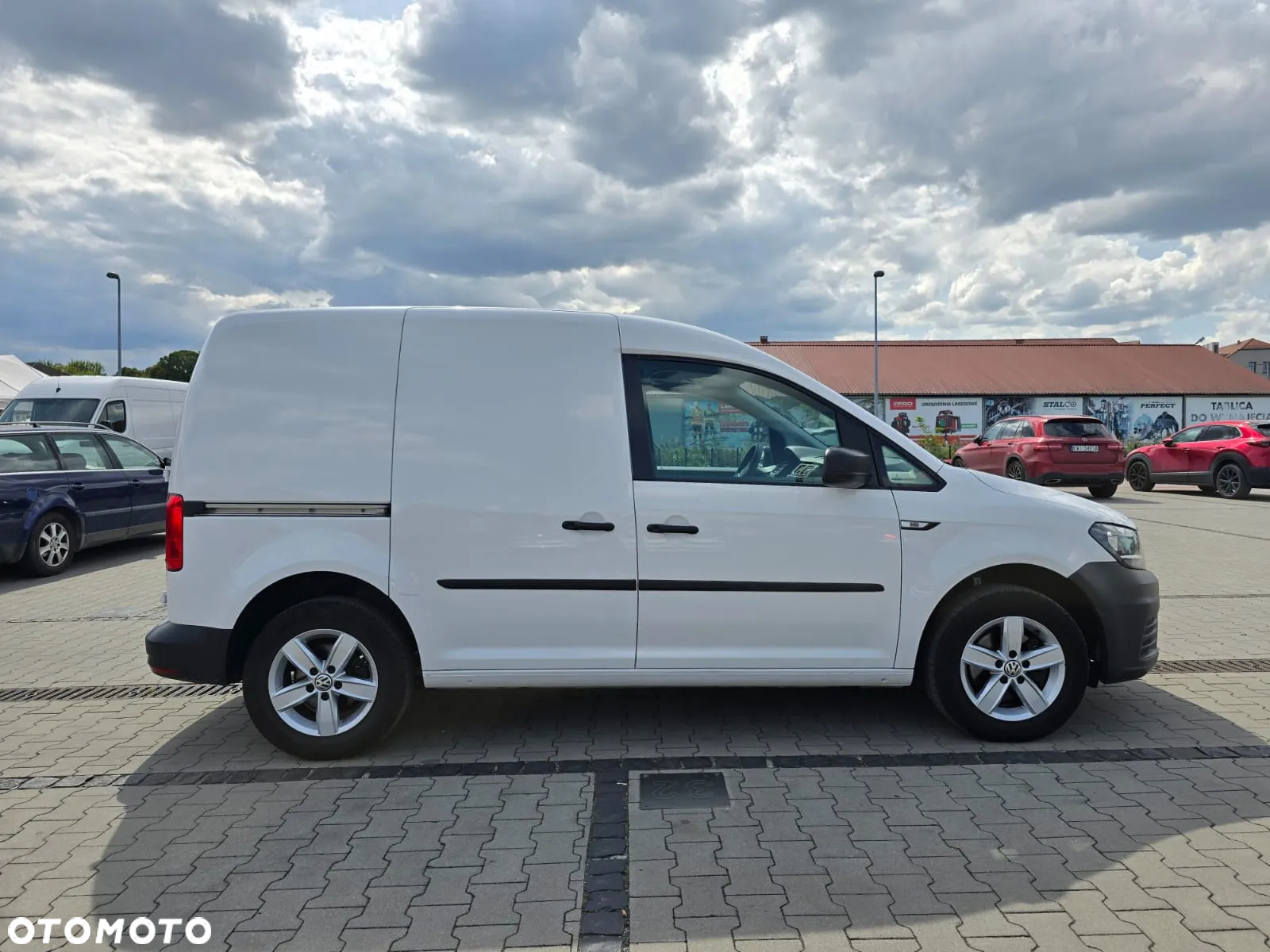 Volkswagen Caddy - 11