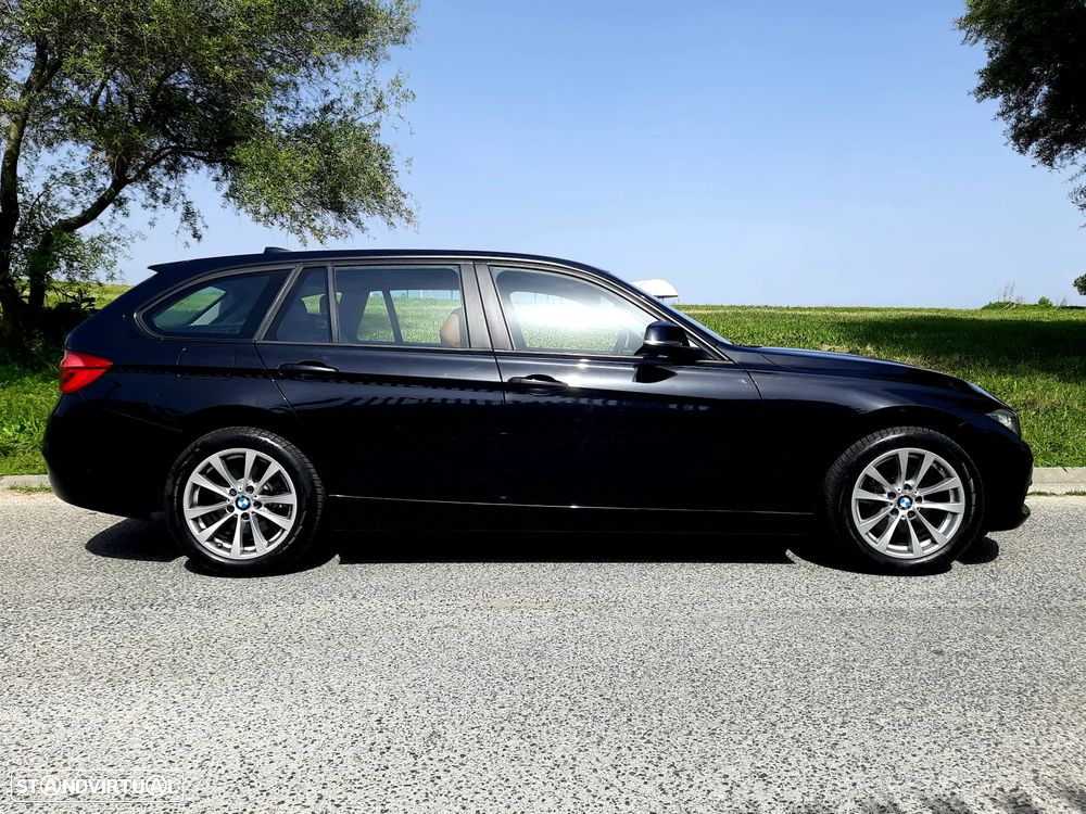 BMW 320 d Aut. Sport Line - 29