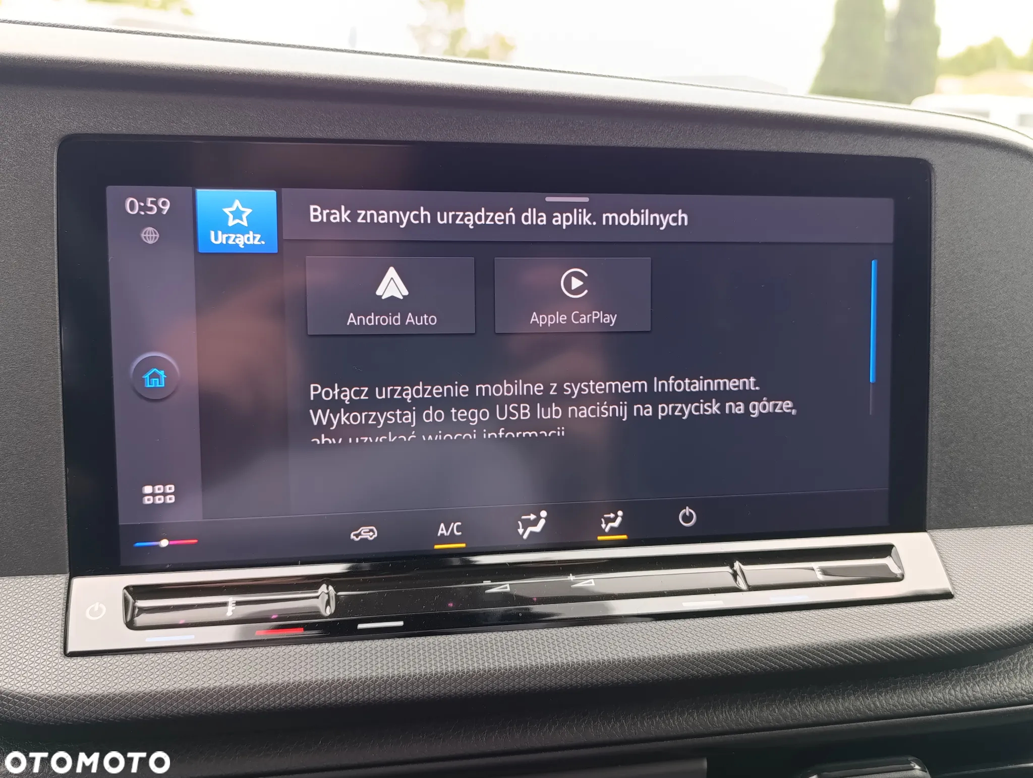 Ford Transit Connect - 27