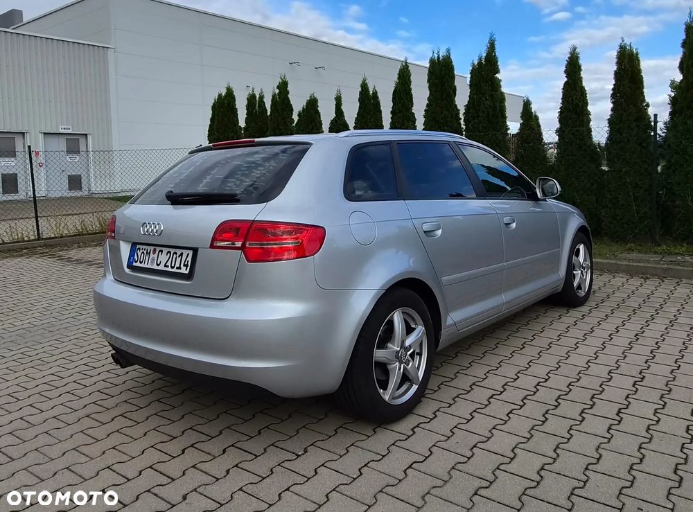 Audi A3 Sportback 1.9 TDI DPF Attraction - 17