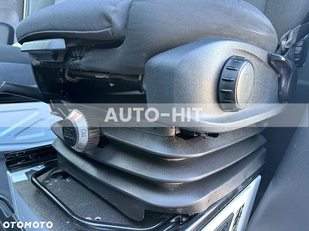 Mercedes-Benz Sprinter - 18