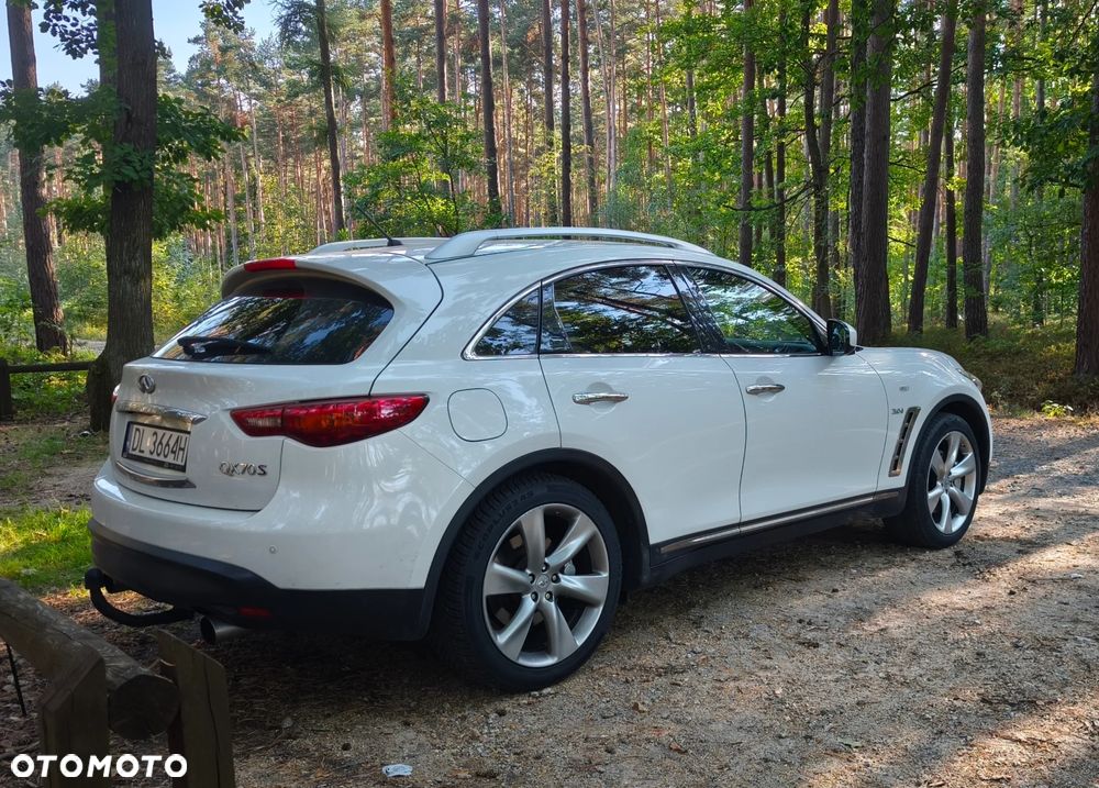 Infiniti QX70 3.0d S Premium - 30