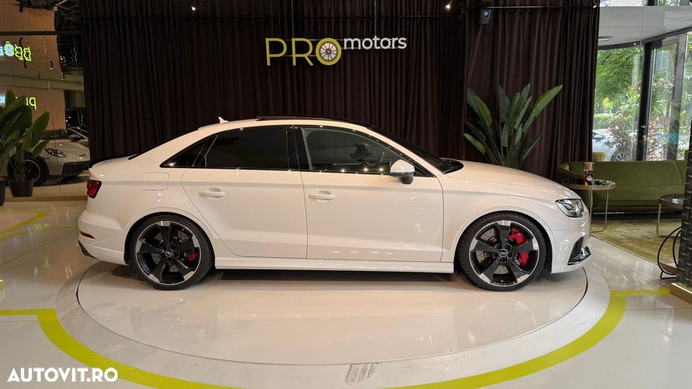 Audi RS3 - 2