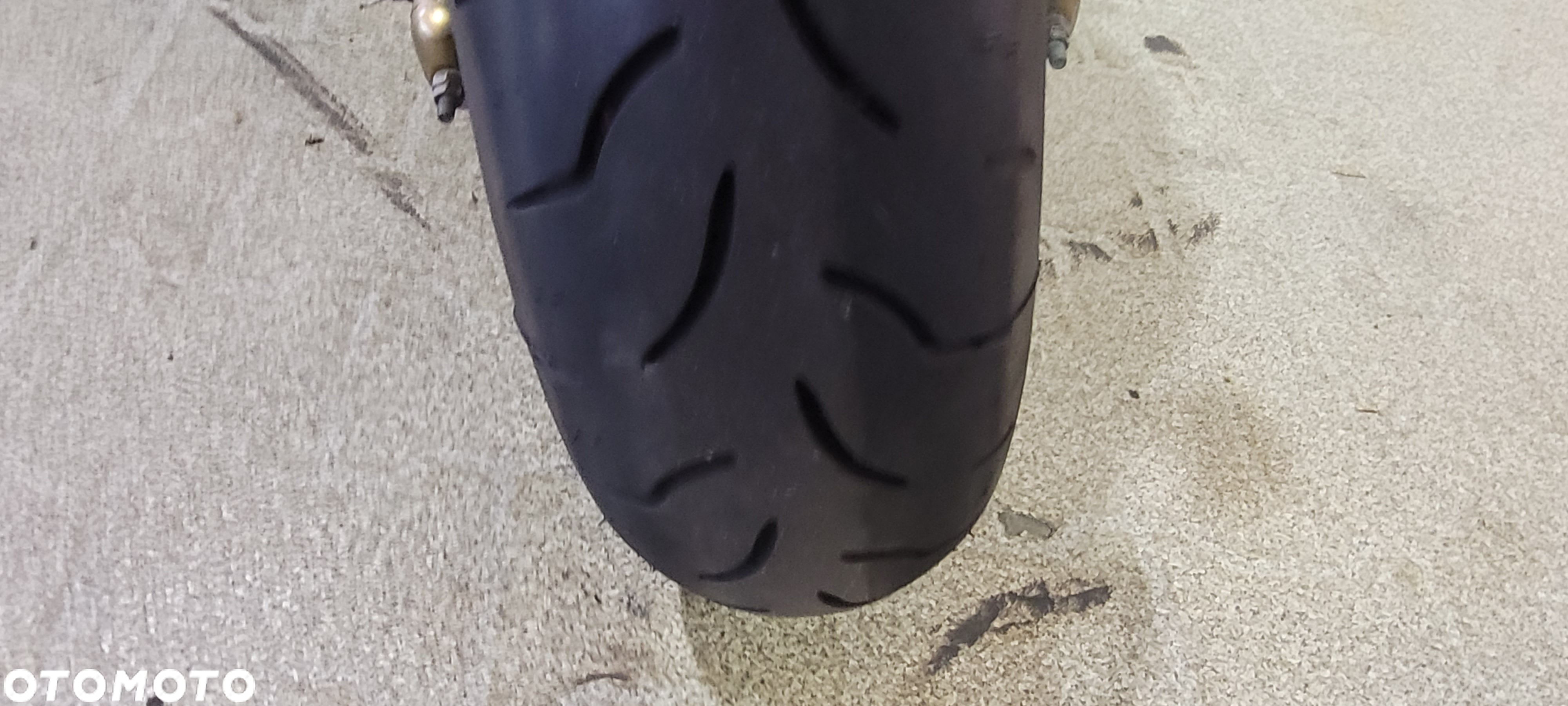 Kawasaki ER - 33