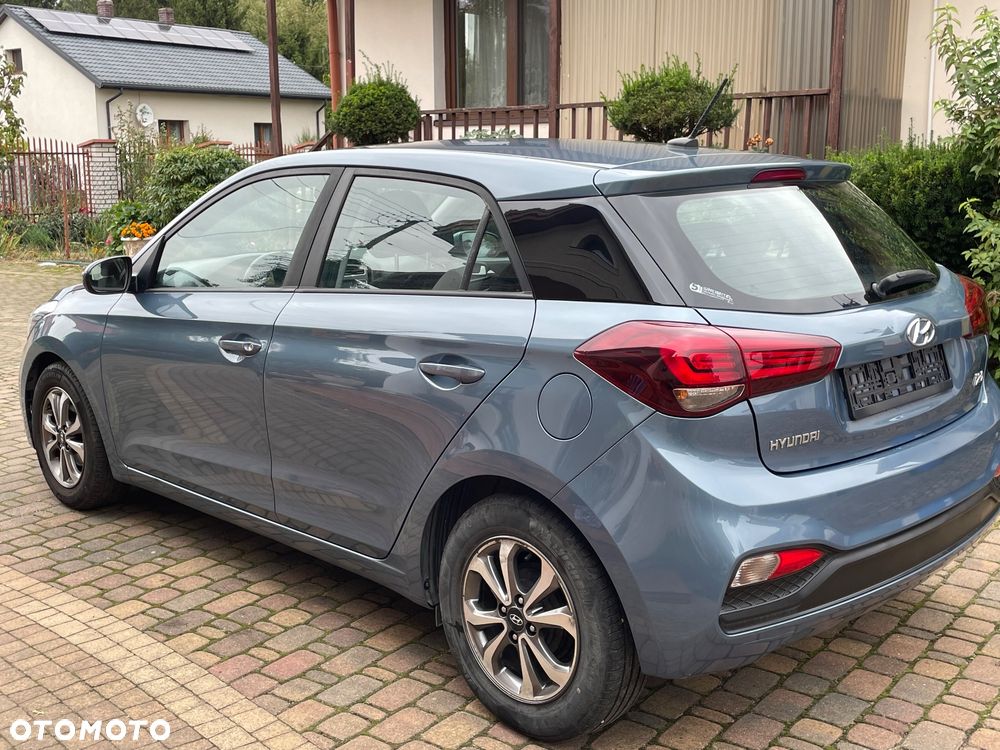 Hyundai i20 blue 1.2 Classic - 5
