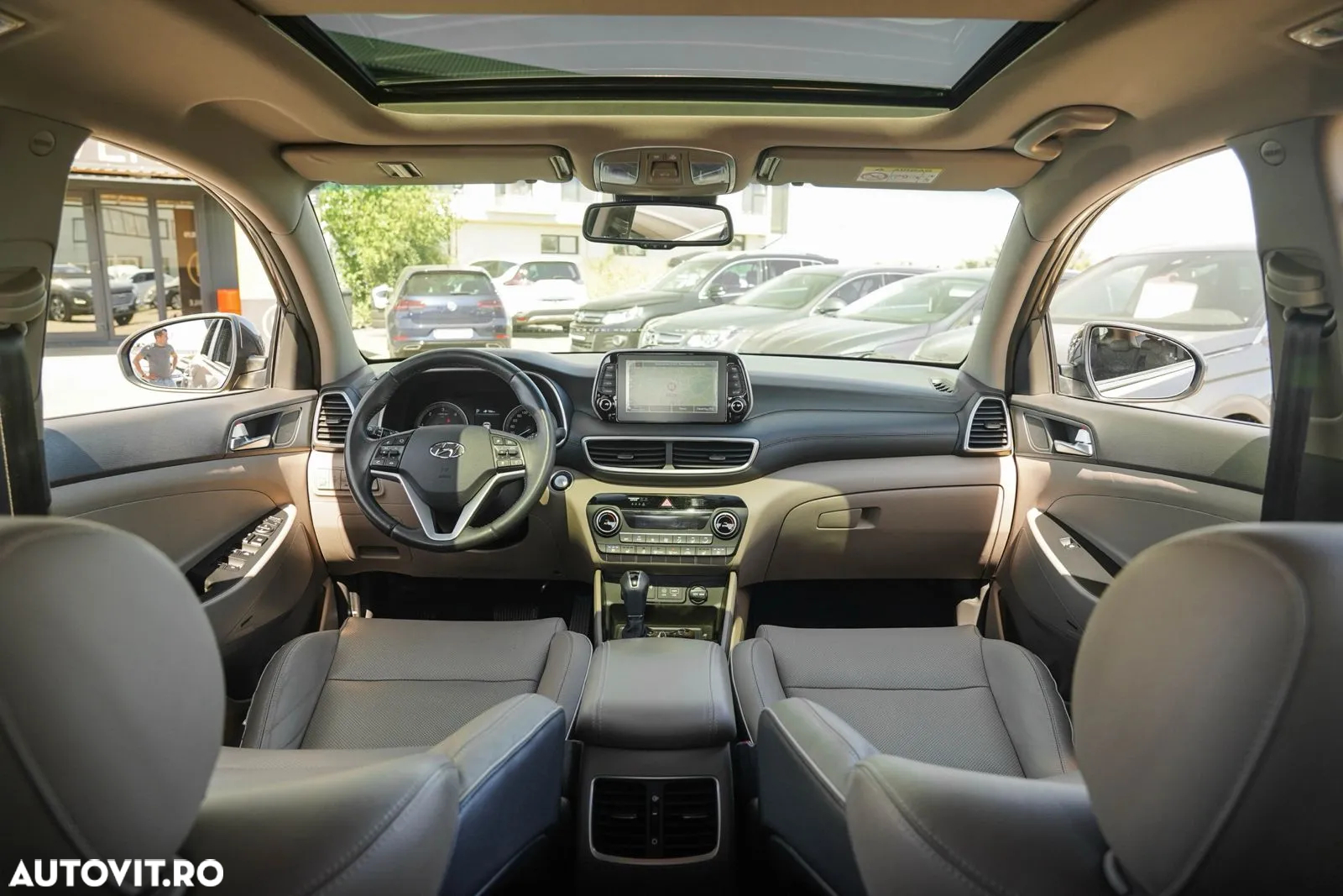 Hyundai Tucson blue 1.6 CRDi 2WD DCT Premium - 23