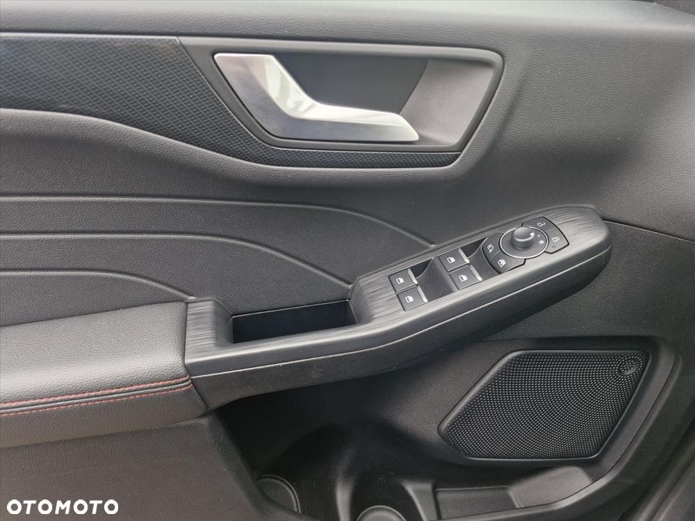 Ford Kuga - 18