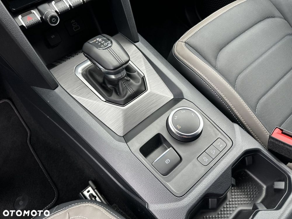 Volkswagen Amarok - 16