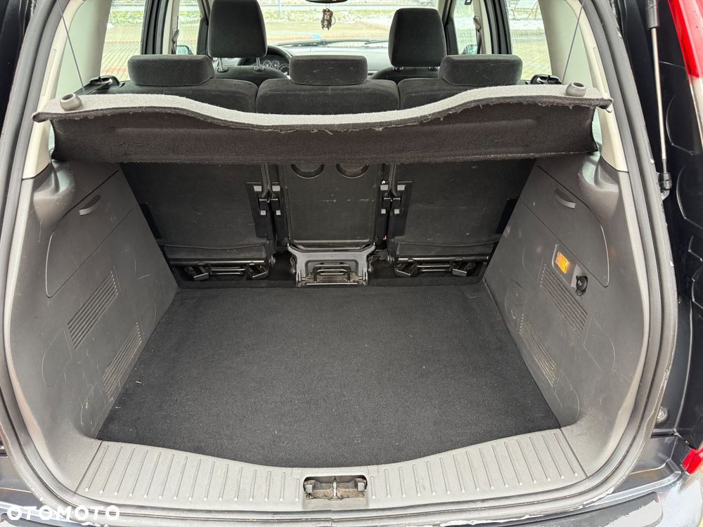 Ford Focus C-Max 1.8 TDCi Ghia - 21