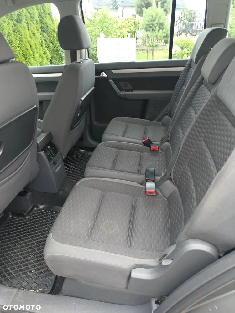 Volkswagen Touran 1.9 TDI Q-Line - 6