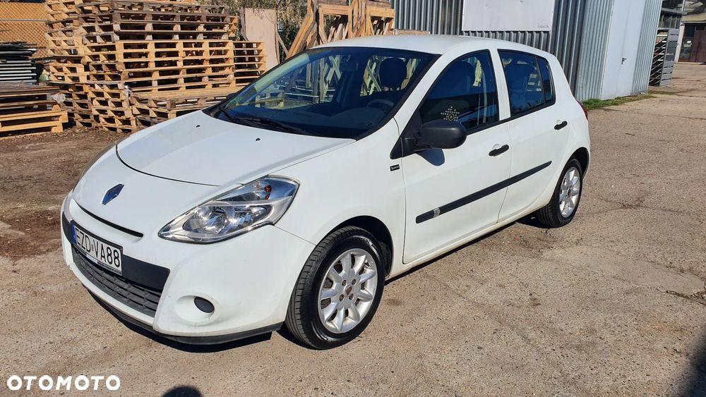 Renault Clio 1.2 16V 75 Expression - 22