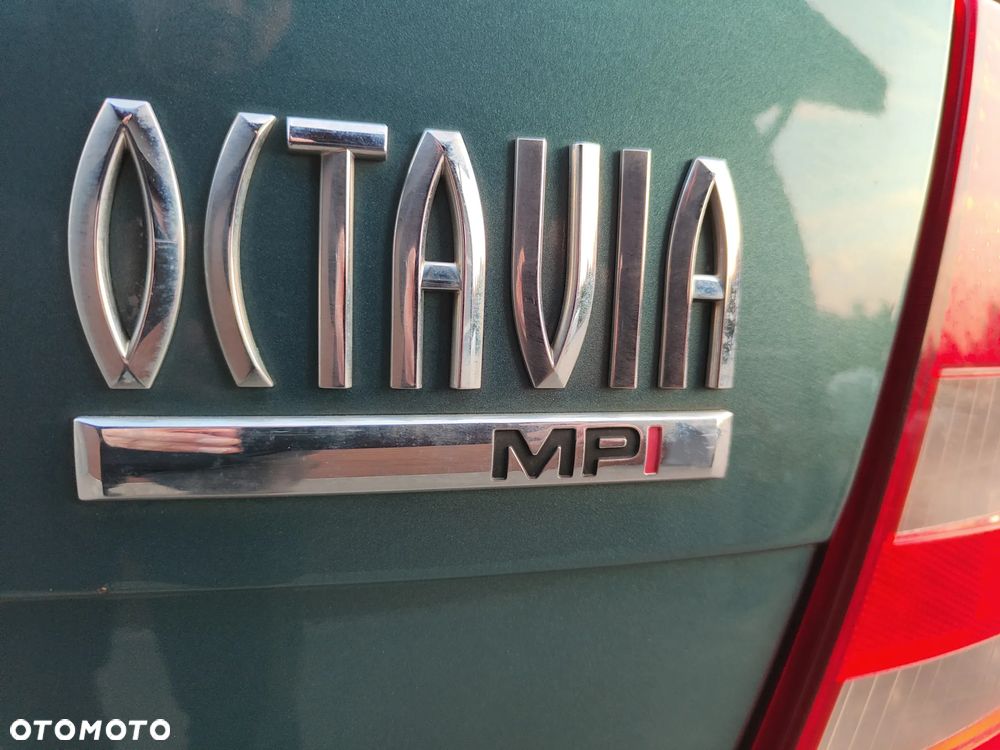 Skoda Octavia 1.6 Elegance - 21