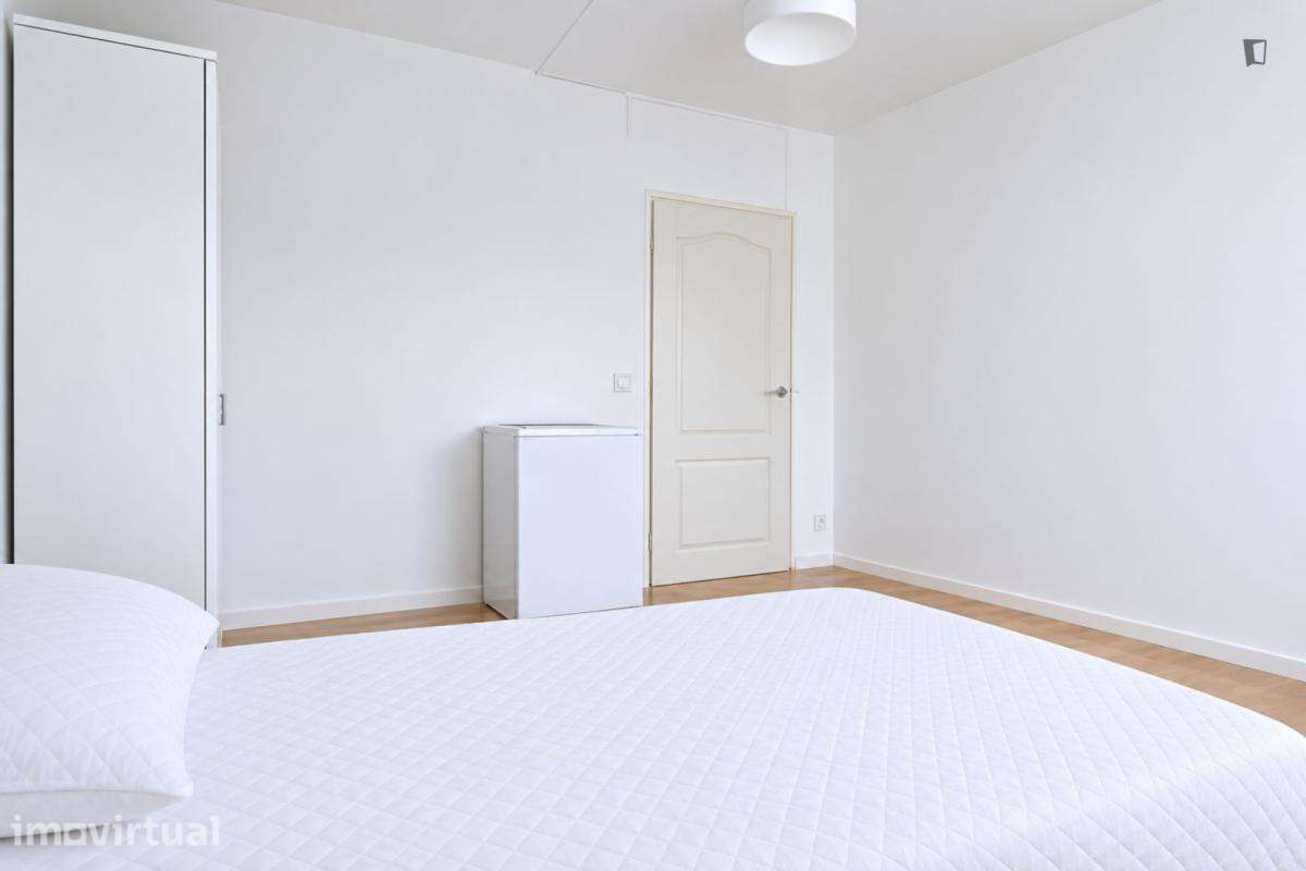 Quarto - localizado em Estrela Lisbon - Grande imagem: 4/9