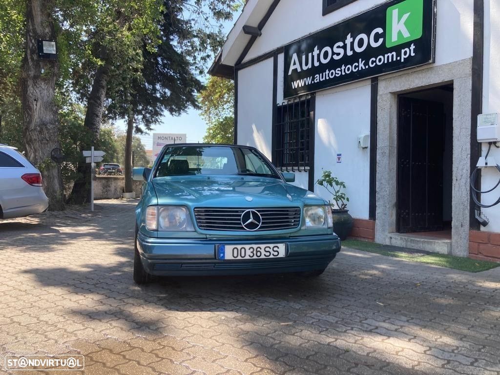 Mercedes-Benz E 220 - 1