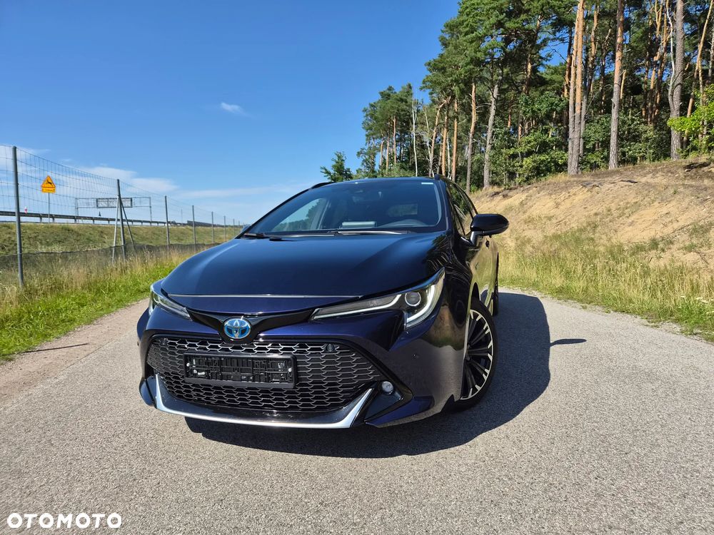 Toyota Corolla - 1