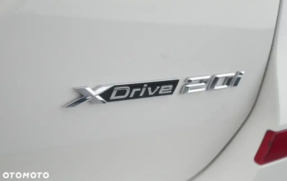 BMW X3 xDrive20i Advantage - 36