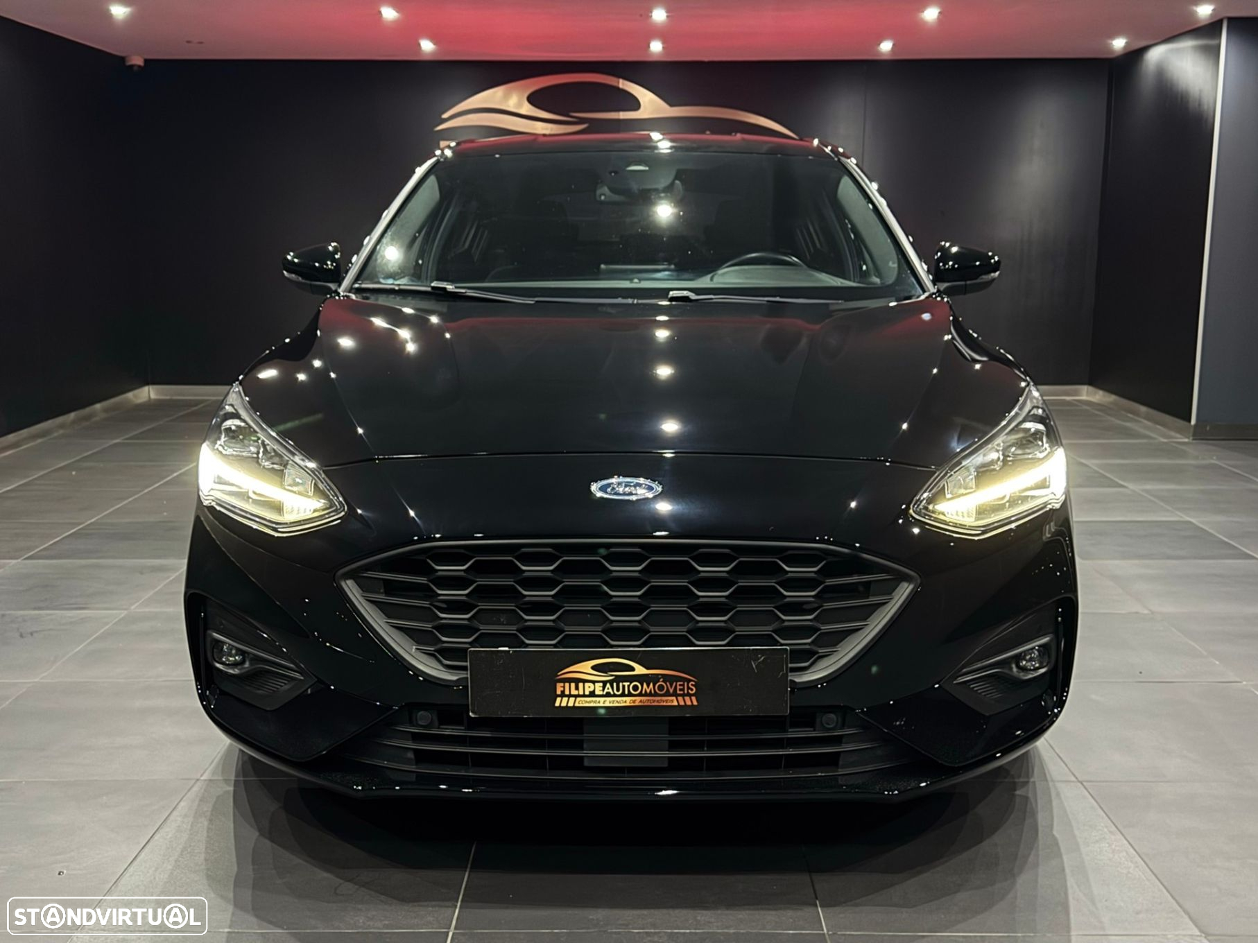 Ford Focus 1.0 EcoBoost ST-Line X - 2