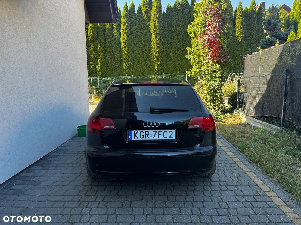 Audi A3 Sportback - 4