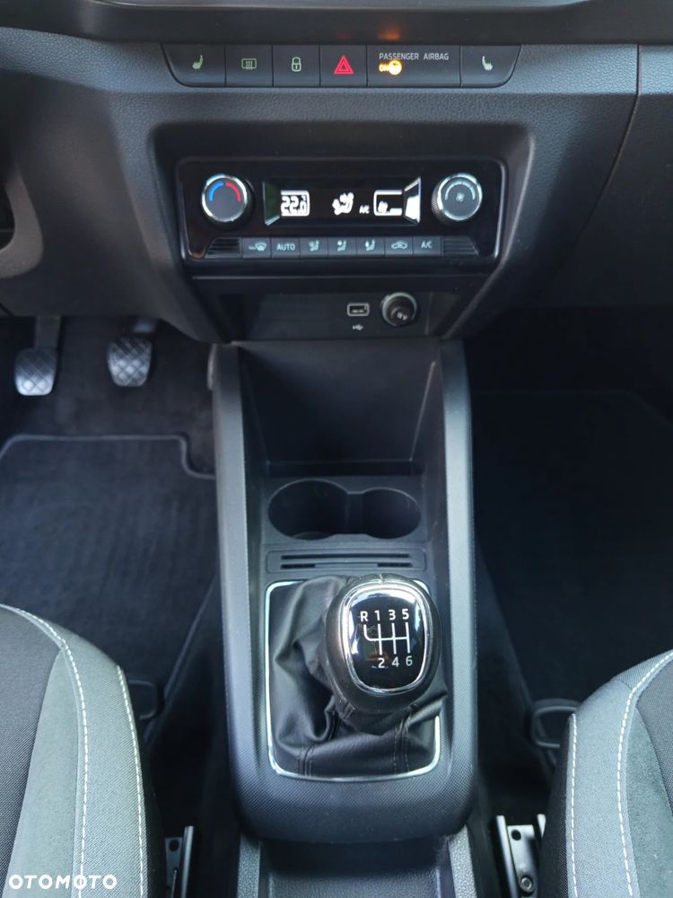 Skoda Fabia 1.0 TSI Active - 9