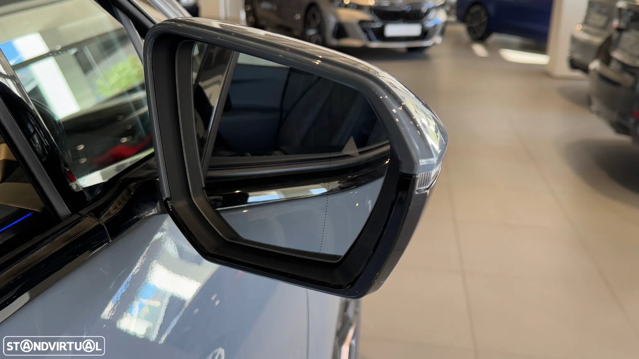 BMW iX xDrive 50 Pack Desportivo - 25