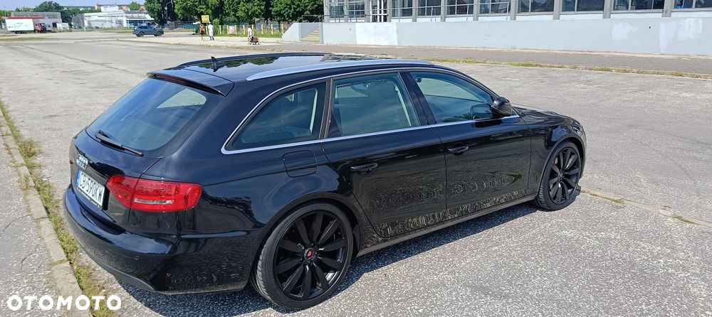 Audi A4 Avant - 6