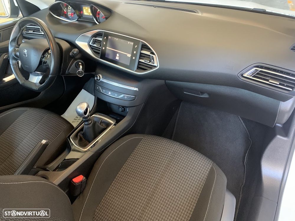 Peugeot 308 1.5 BlueHDi Business Line - 6