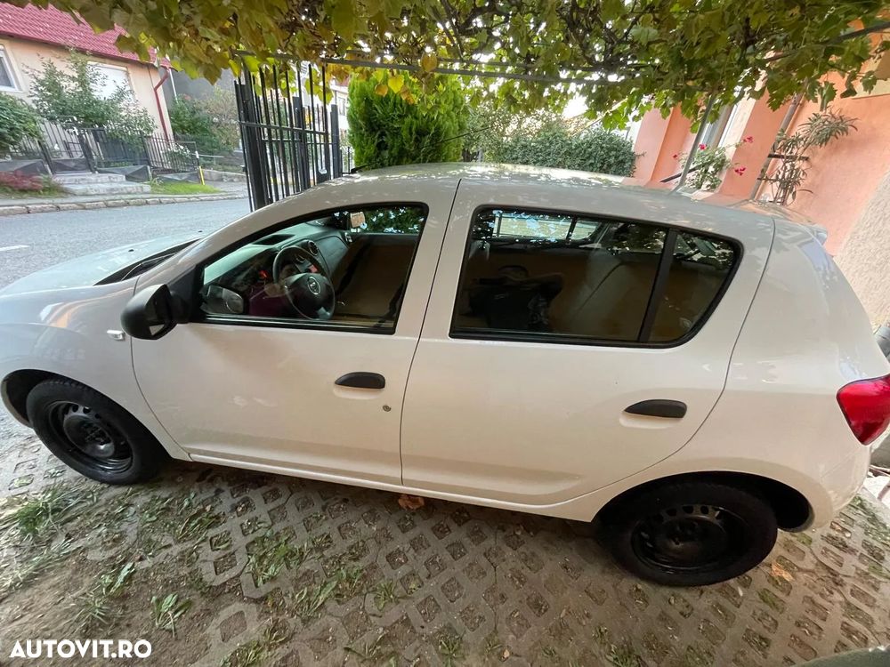 Dacia Sandero - 2