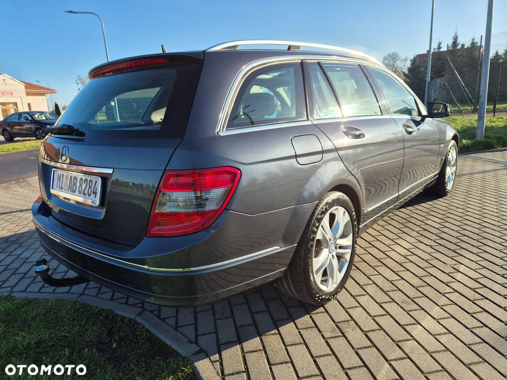 Mercedes-Benz Klasa C 180 T Kompressor Automatik BlueEFFICIENCY Avantgarde - 18
