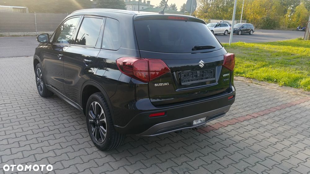 Suzuki Vitara 1.5 Dualjet Hybrid AGS Comfort+ "SHINKAI" - 6