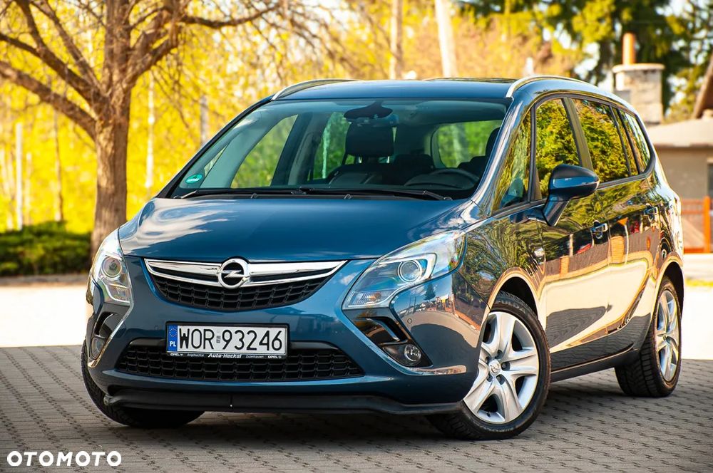 Opel Zafira 2.0 D (CDTI ecoFLEX) Start/Stop Active - 2