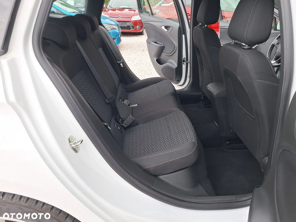 Opel Astra - 23