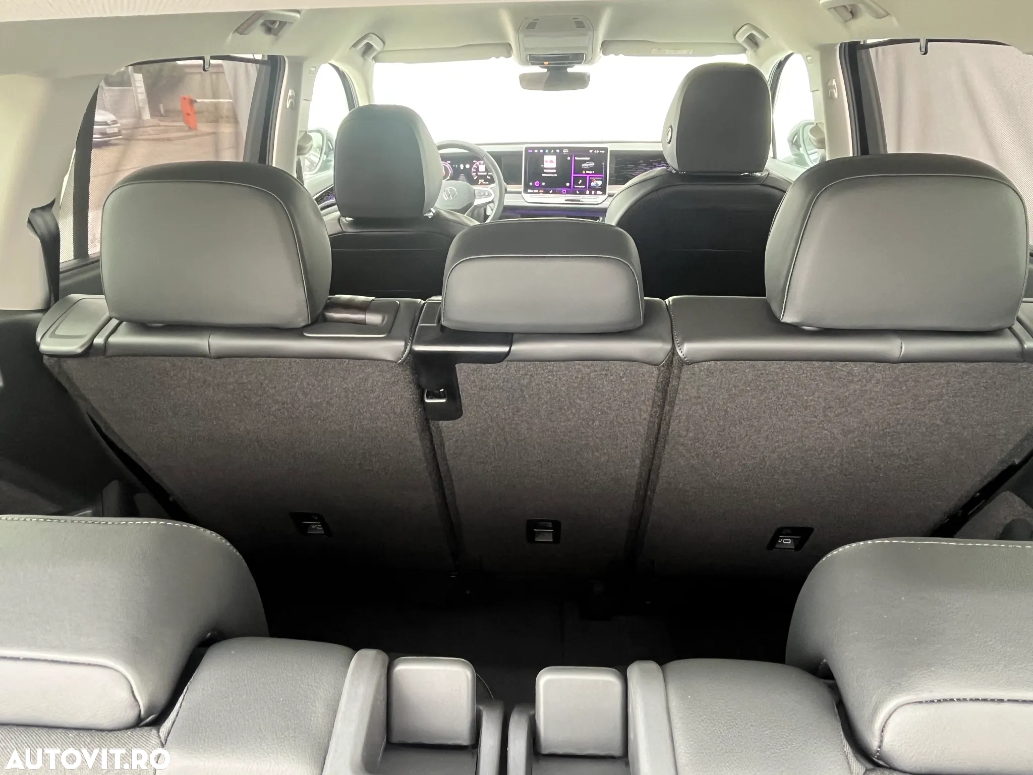 Volkswagen Tayron 2.0 TDI 4Motion DSG Elegance - 10
