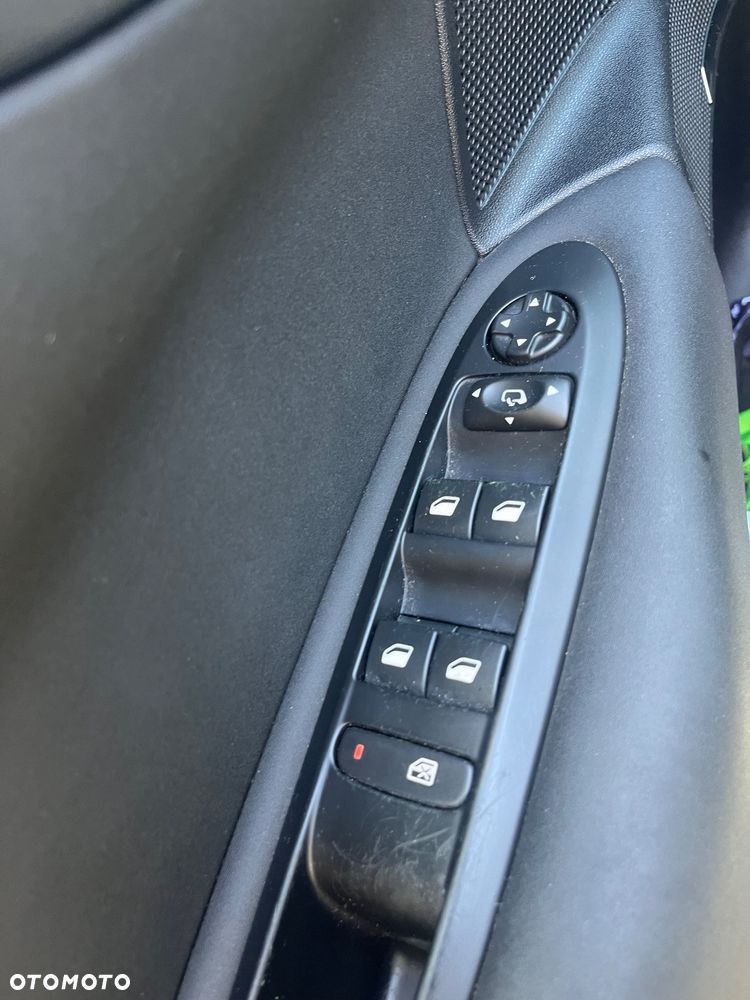 Citroën C4 1.6 VTi Exclusive - 6