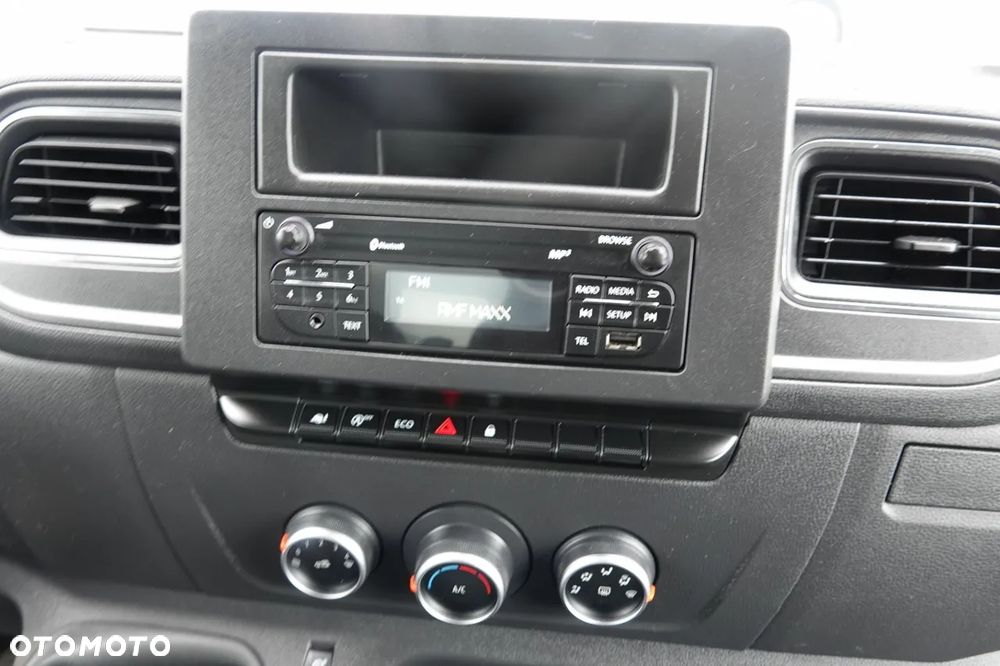 Renault MASTER / WYWROTKA / BLIŹNIAK / MANUAL / 3 MIEJSCA / - 33
