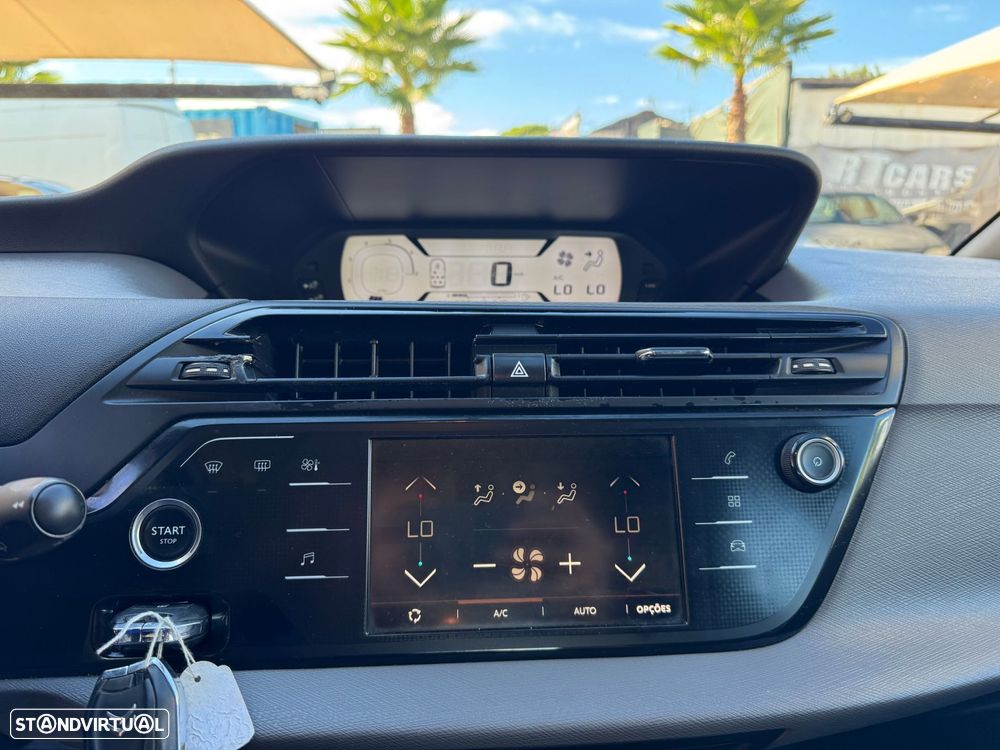 Citroën C4 Grand Picasso - 16