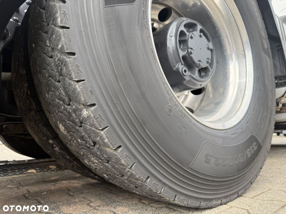 Volvo FH16 650 6x4 EURO6 CIĄGNIK SIODŁOWY Z HYDRAULIKĄ - 29