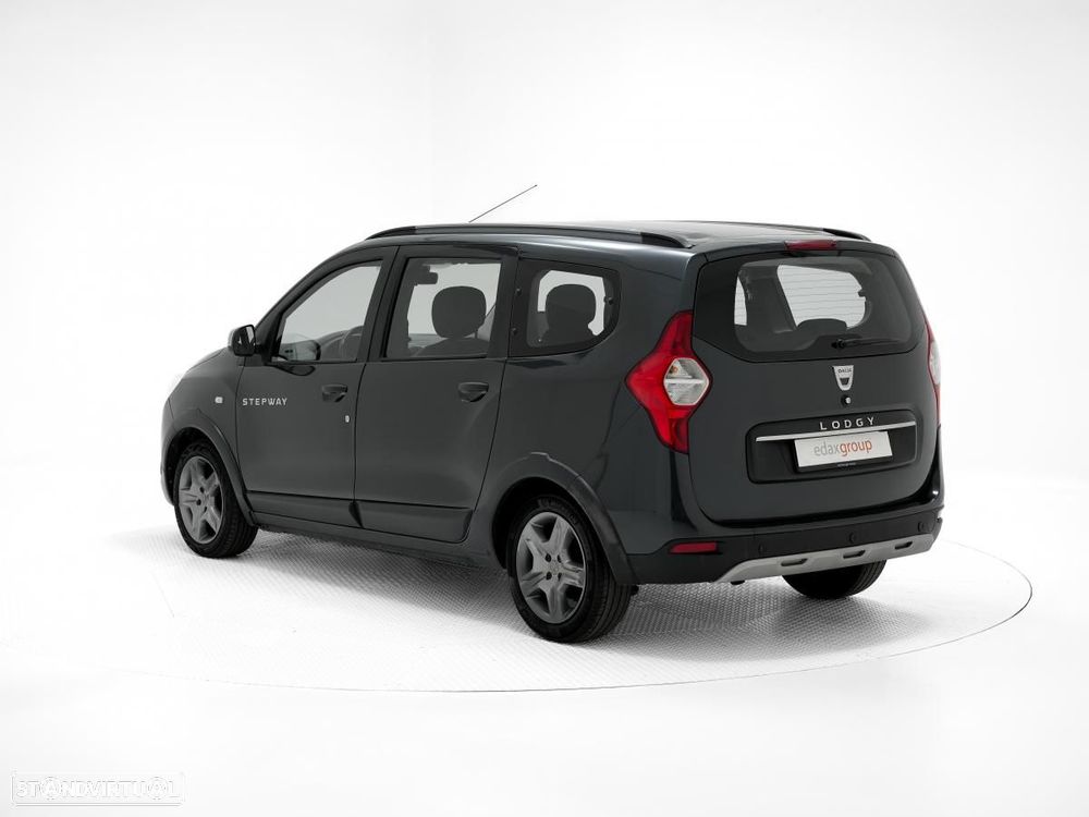 Dacia Lodgy 1.5 dCi Confort 7L - 4