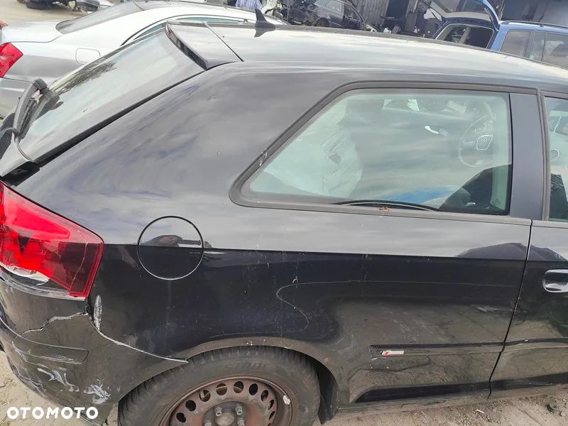 AUDI A3 8P 04r BŁOTNIK PRAWY TYŁ TYLNY LZ9Y - 1