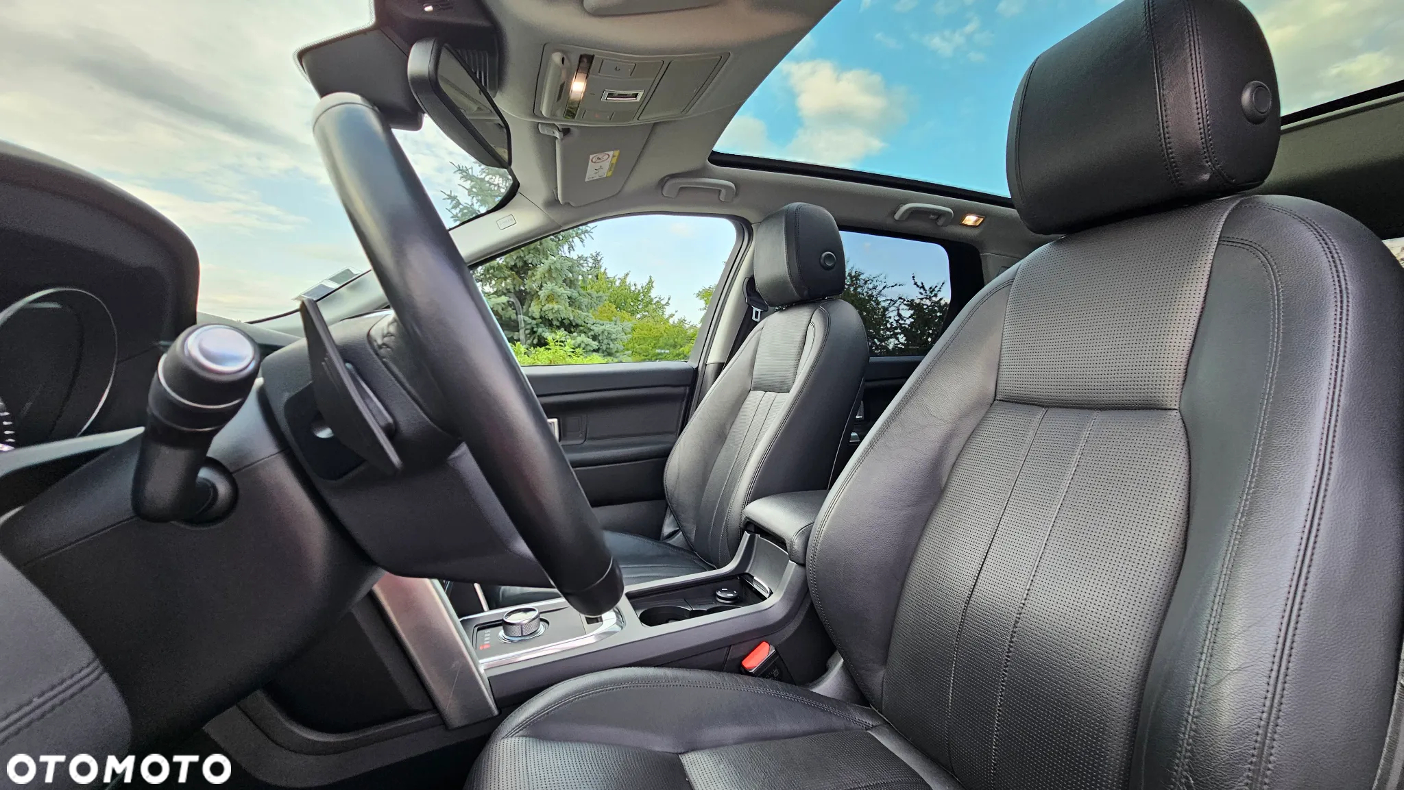 Land Rover Discovery Sport 2.0 TD4 HSE Luxury - 32