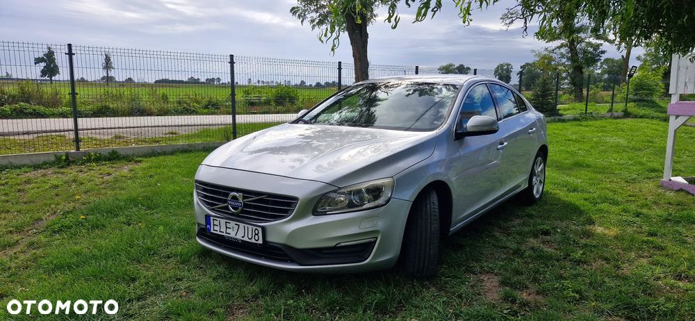Volvo S60 D4 Geartronic RDesign - 1