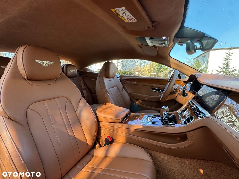 Bentley Continental GT - 13