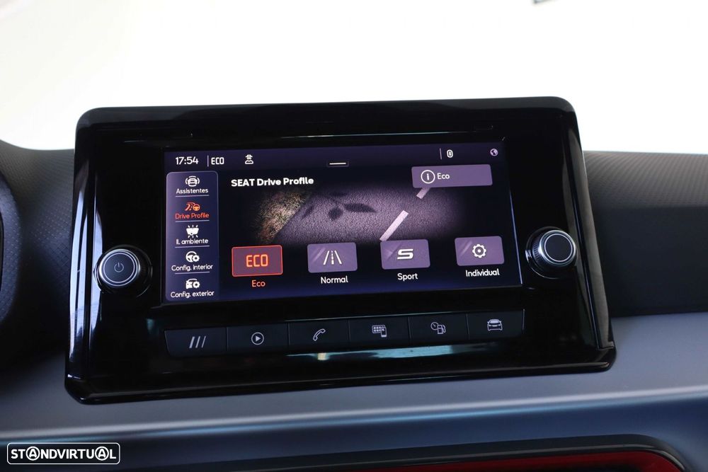 SEAT Arona 1.0 TSI FR — fotografia 38
